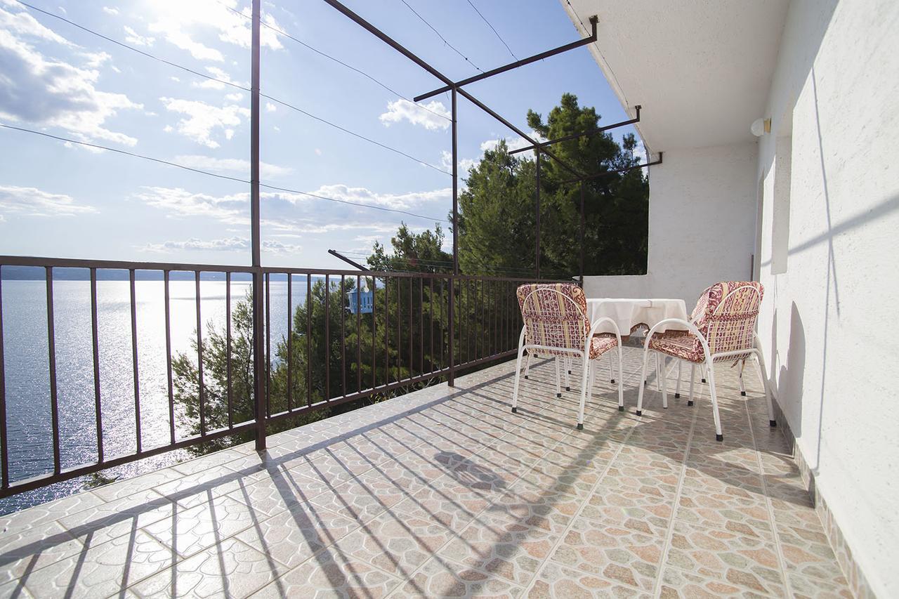 Stanici Beach Apartments Omis Exterior photo